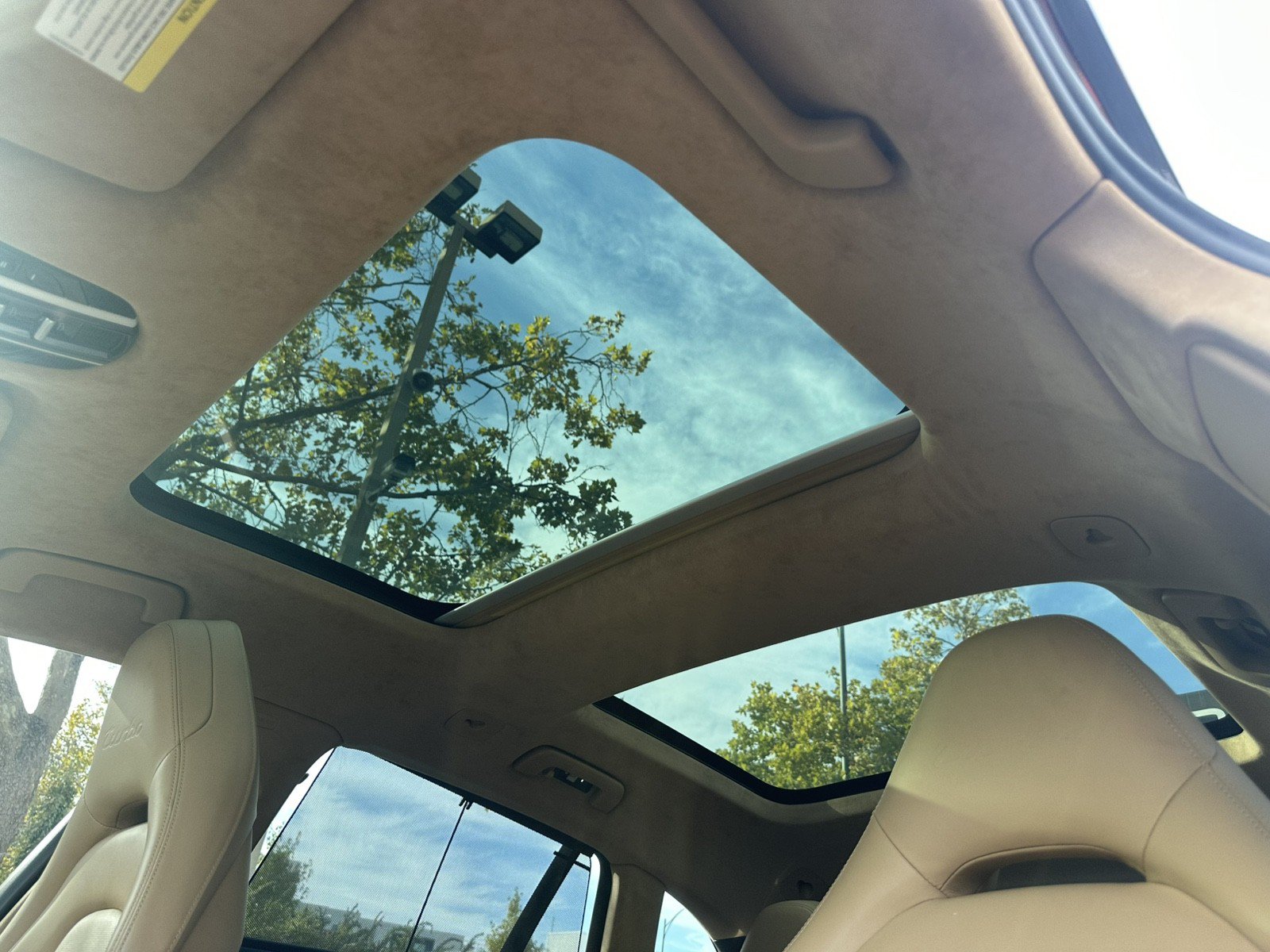 Used 2018 Porsche Panamera Turbo Sport Turismo AWD/4WD image 27