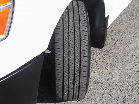 Used 2018 Nissan NV 2500 SV w/ Navigation Package image 37