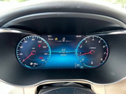 Used 2022 Mercedes-Benz GLC 300 image 21