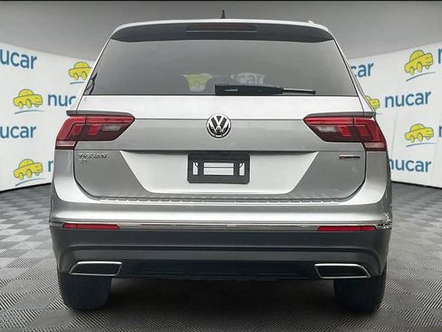 Used 2021 Volkswagen Tiguan SE image 5