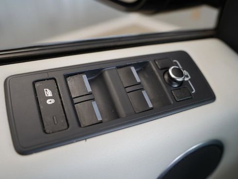 Used 2015 Land Rover Range Rover Sport Supercharged AWD/4WD image 27