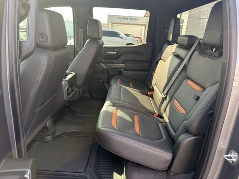 Used 2021 GMC Sierra 1500 AT4 image 11