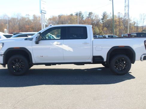 New 2026 GMC Sierra 2500 AT4 w/ AT4 Premium Plus Package image 4