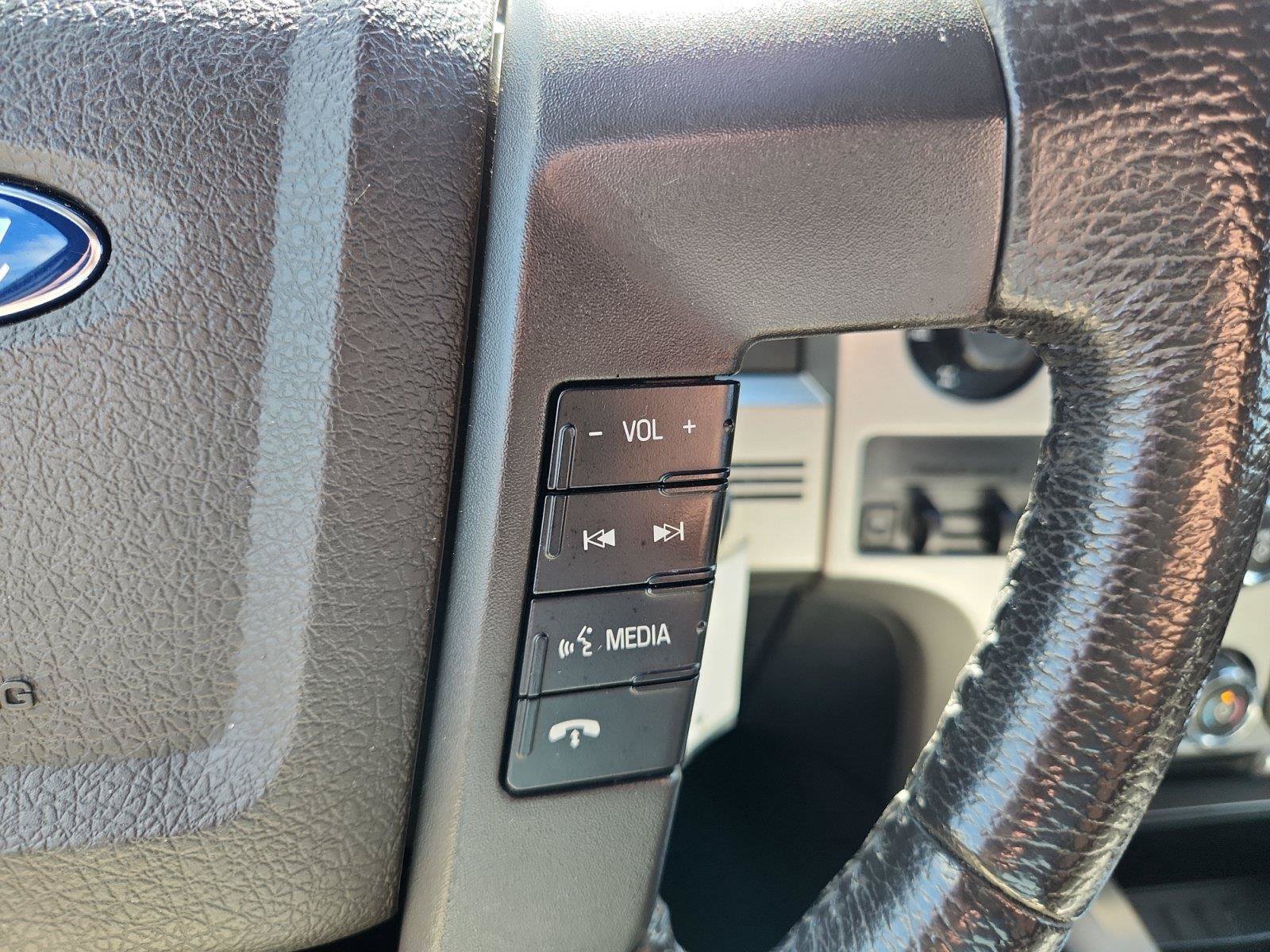 Used 2014 Ford F150 FX4 w/ Equipment Group 402A Luxury AWD/4WD image 29