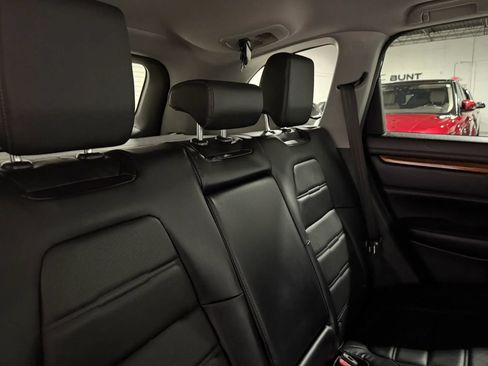 Used 2018 Honda CR-V Touring image 55