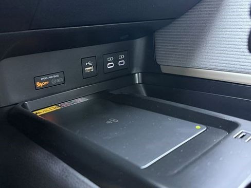 New 2026 Toyota Camry SE image 19