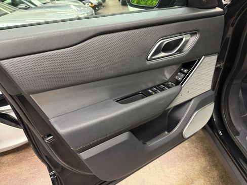 Used 2022 Land Rover Range Rover Velar R-Dynamic S AWD/4WD image 11