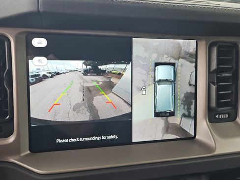 New 2025 Ford Bronco Outer Banks w/ Sasquatch Package AWD/4WD image 17