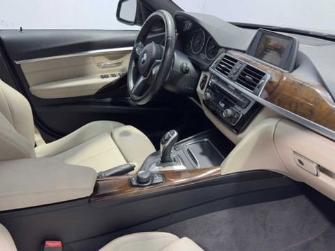 Used 2016 BMW 340i xDrive Sedan AWD/4WD image 12