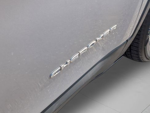 Used 2014 Jeep Cherokee Latitude image 34