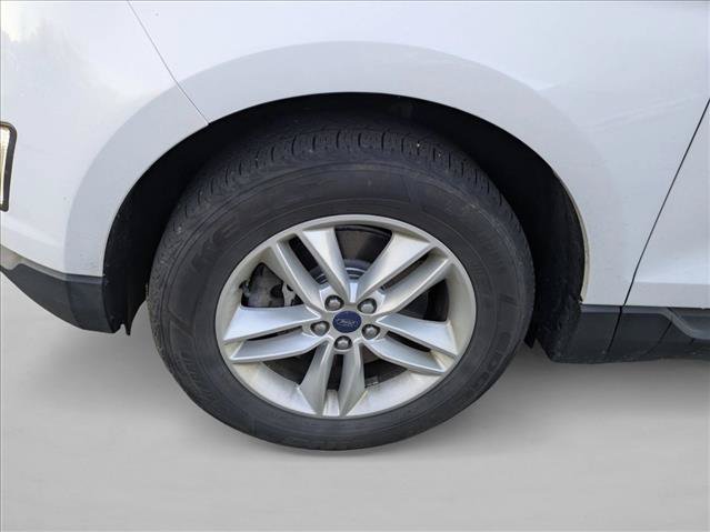 Used 2016 Ford Edge SEL w/ Equipment Group 201A AWD/4WD image 10