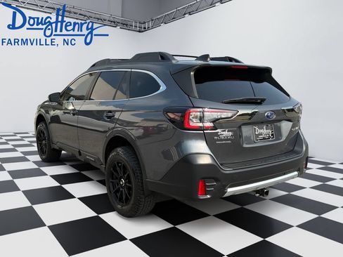 Used 2022 Subaru Outback Limited w/ Popular Package #2 AWD/4WD image 3
