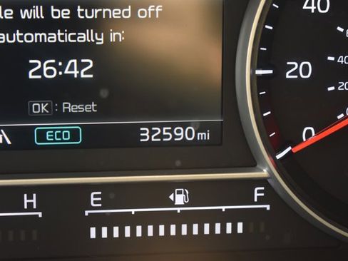 Used 2024 Kia Sorento EX image 25