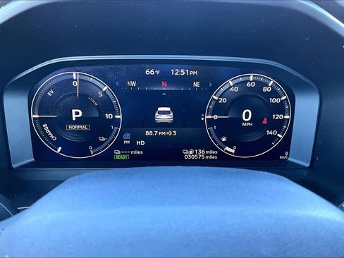 Used 2023 Mitsubishi Outlander SEL image 25