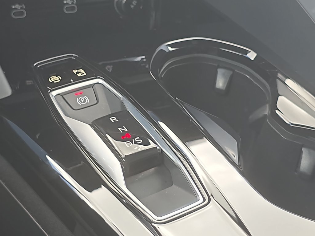 Certified 2025 Audi Q5 Premium w/ Premium Plus AWD/4WD image 16