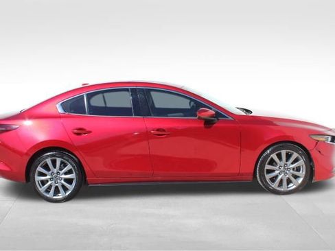 Used 2019 MAZDA MAZDA3 Sedan w/ Premium Package image 5