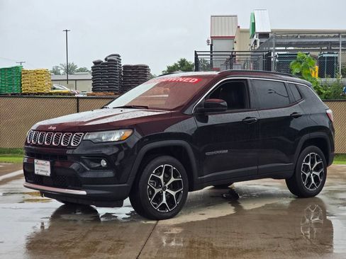 Used 2025 Jeep Compass Limited AWD/4WD image 1