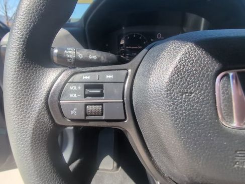 Used 2023 Honda Accord EX image 14