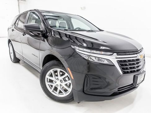 Used 2024 Chevrolet Equinox LS FWD image 9