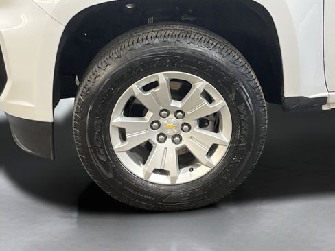 Used 2022 Chevrolet Colorado LT w/ Fleet Safety Package RWD image 9