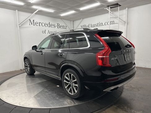 Used 2017 Volvo XC90 T6 Momentum w/ Momentum Plus Package image 5