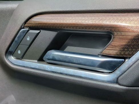 Used 2023 Chevrolet Silverado 1500 LT Trail Boss image 38