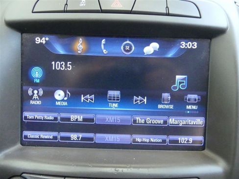 Used 2017 Buick Regal Sport Touring FWD image 11