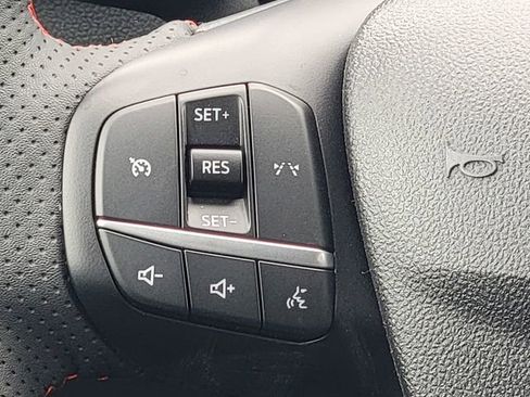 Certified 2023 Ford Escape ST-Line AWD/4WD image 33