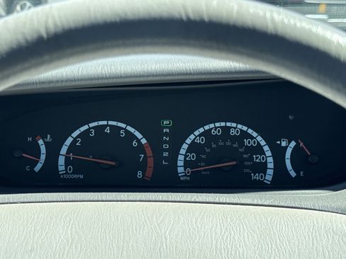 Used 2001 Toyota Avalon XL image 13