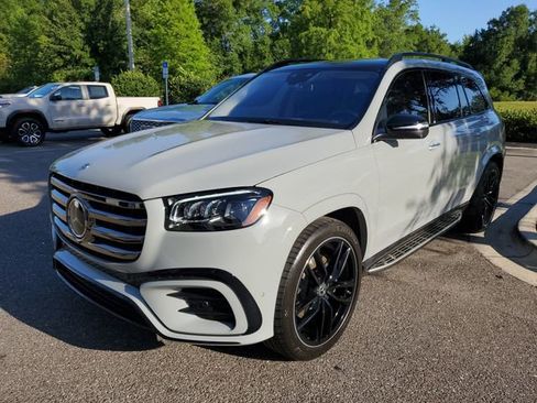 Used 2024 Mercedes-Benz GLS 450 4MATIC w/ Pinnacle Trim Package image 2
