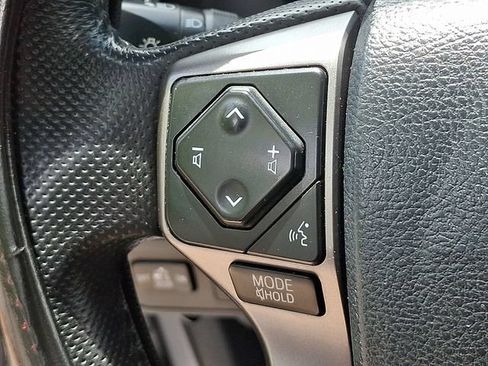 Used 2019 Toyota Tacoma SR5 RWD image 20