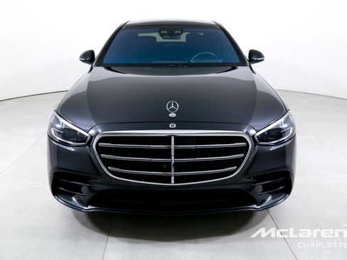 Used 2022 Mercedes-Benz S 580 4MATIC Sedan image 4