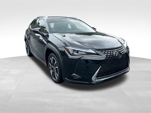 Used 2021 Lexus UX 200 w/ Accessory Package (Z1) image 7