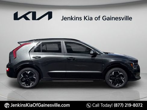 New 2026 Kia Niro Wind FWD image 2