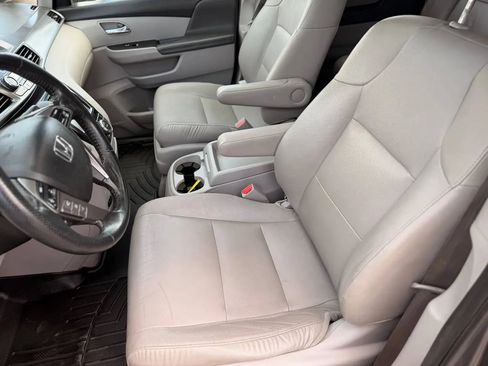 Used 2014 Honda Odyssey EX-L image 24
