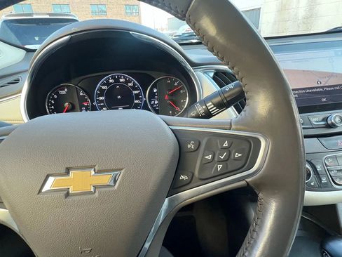 Used 2022 Chevrolet Malibu Premier image 15