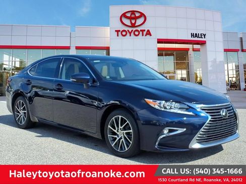 Used 2016 Lexus ES 350 w/ Luxury Package w/Wood Trim FWD image 1