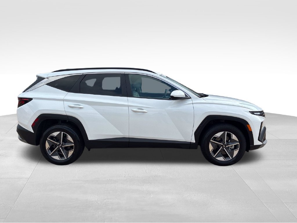 Used 2025 Hyundai Tucson SEL AWD/4WD image 7