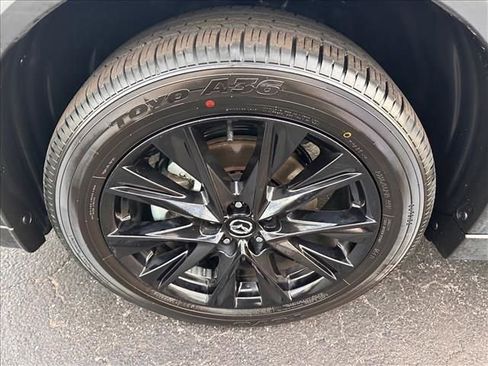 Used 2021 MAZDA CX-5 Carbon Edition image 16