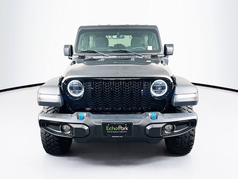 Used 2023 Jeep Wrangler Unlimited w/ 8.4" Radio Group AWD/4WD image 2