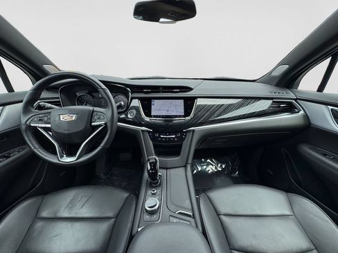 Used 2024 Cadillac XT6 Premium Luxury w/ LPO, Floor Liner Package AWD/4WD image 15