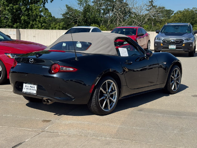 Used 2021 MAZDA MX-5 Miata Grand Touring RWD image 12