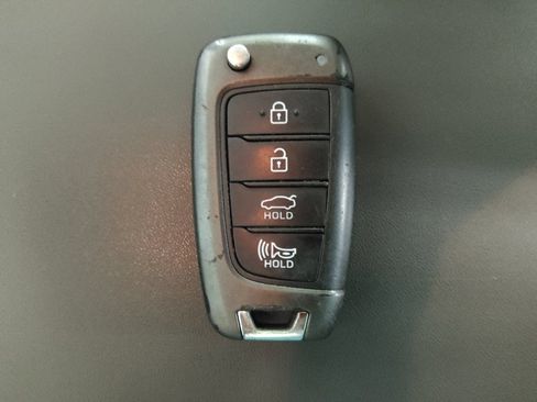 Used 2020 Hyundai Sonata SE FWD image 32