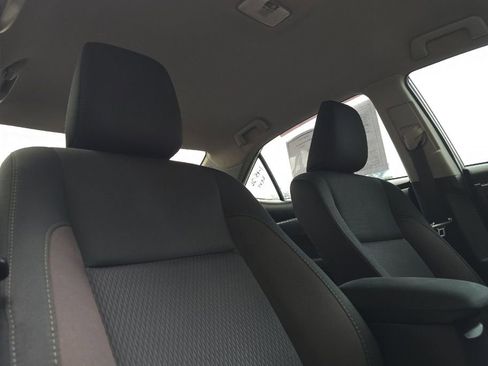 Used 2019 Toyota Corolla LE image 15