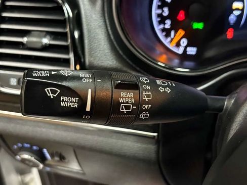 Used 2019 Jeep Grand Cherokee High Altitude AWD/4WD image 35