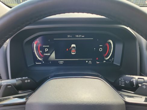 Certified 2025 Nissan Rogue SL FWD image 20