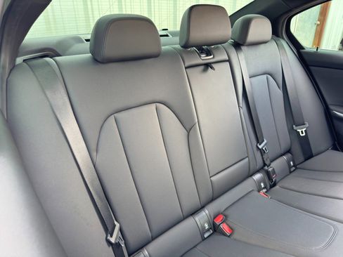 Used 2021 BMW 330i Sedan w/ Convenience Package image 41