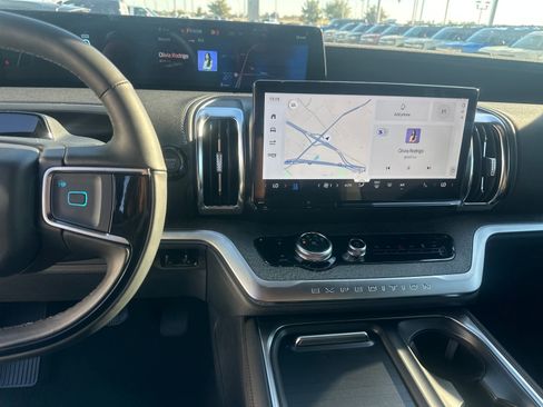 New 2025 Ford Expedition Tremor image 17