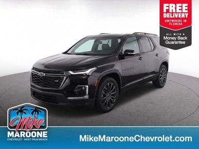 Used 2023 Chevrolet Traverse RS