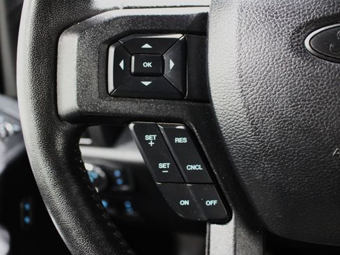 Used 2020 Ford F150 XLT w/ Equipment Group 302A Luxury AWD/4WD image 12